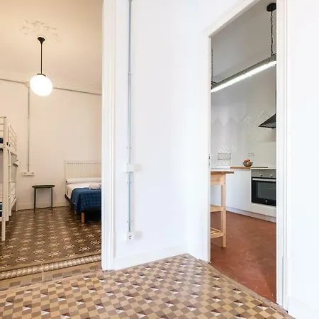 Appartamento B32-sunny And Modernist For Groups In Center *