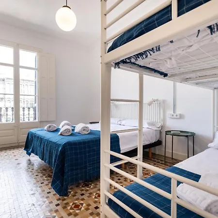 B32-sunny And Modernist For Groups In Center Appartement Barcelone